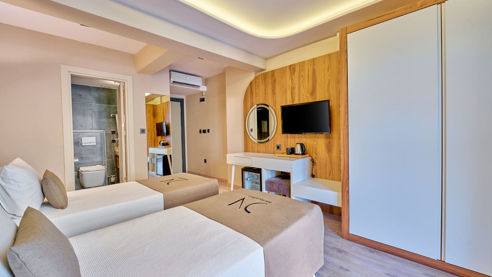 rooms-standard-room