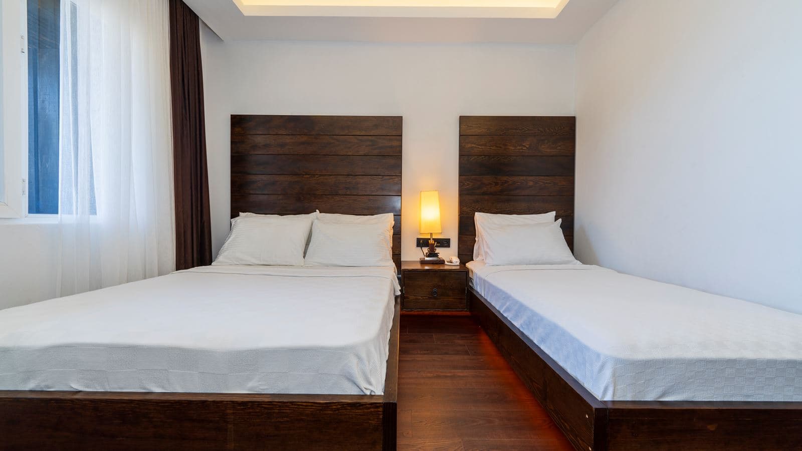 rooms-standard-room