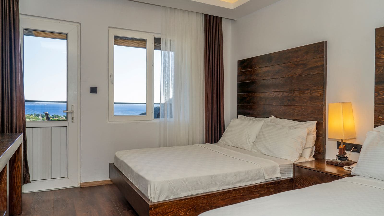 rooms-standard-room