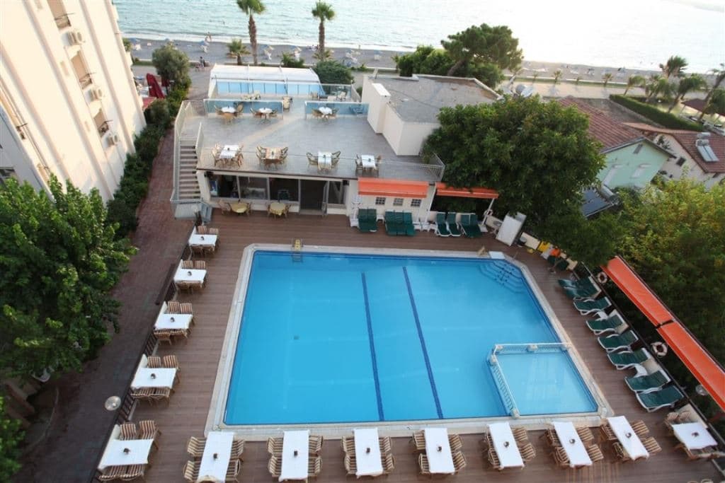pools-outdoor-pool
