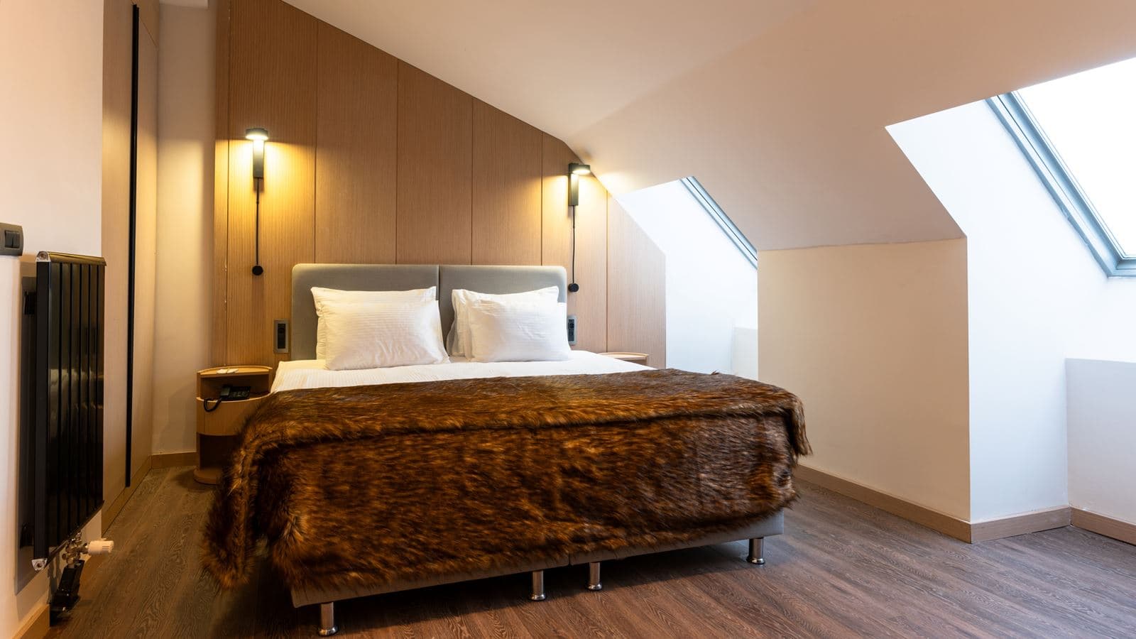 rooms-king-suite