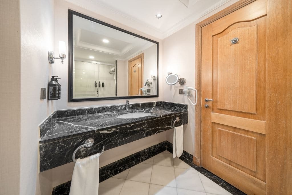 rooms-standart-room-land-view