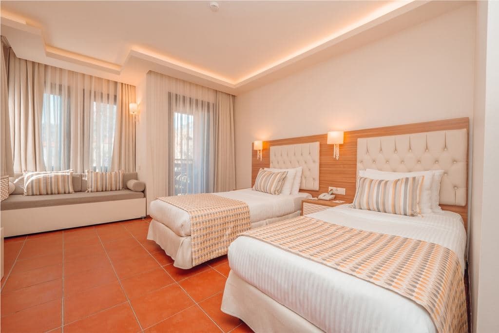 rooms-family-room