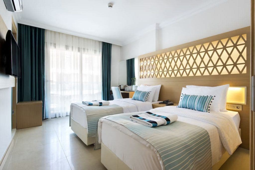 rooms-standard-room
