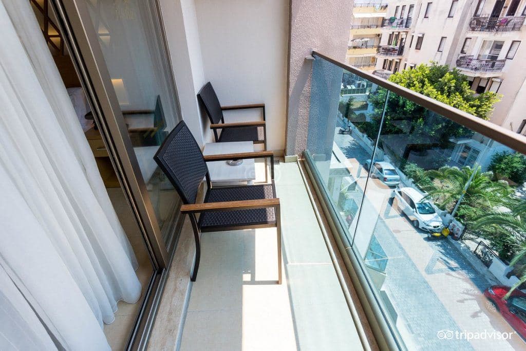 rooms-standard-room
