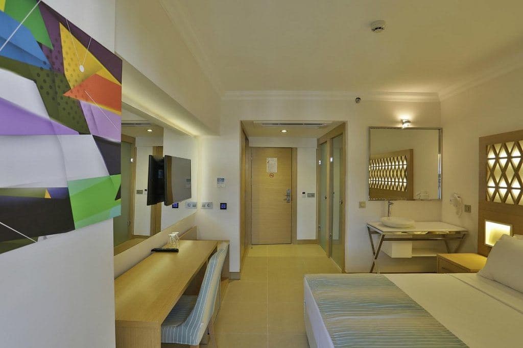 rooms-promo-room