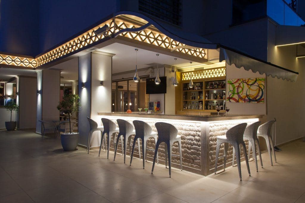 bars-pool-bar
