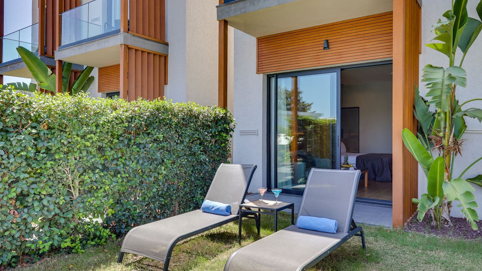 rooms-garden-room