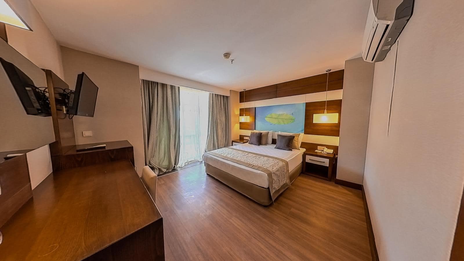 rooms-family-room