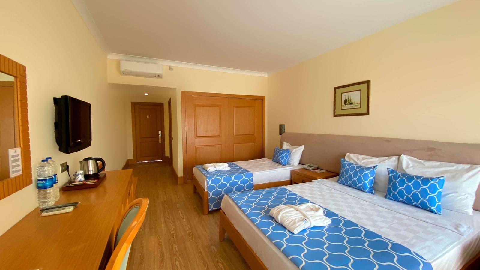 rooms-standard-room