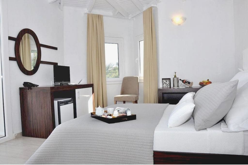 rooms-terrace-room