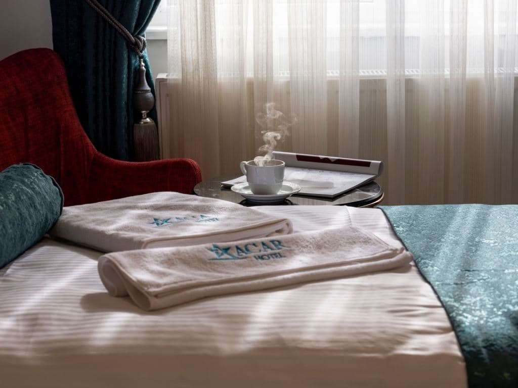 rooms-classic-room