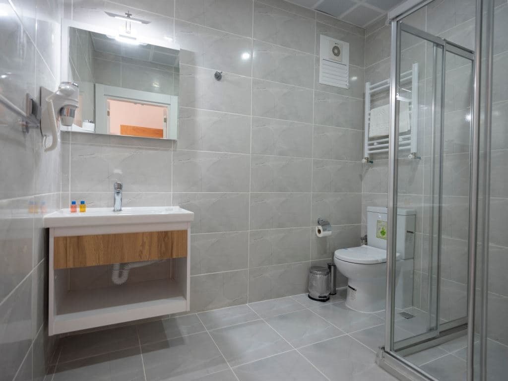 rooms-classic-room