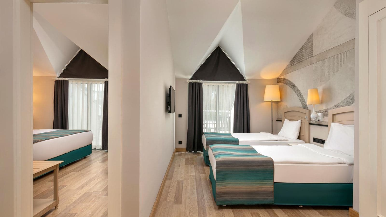 rooms-family-room