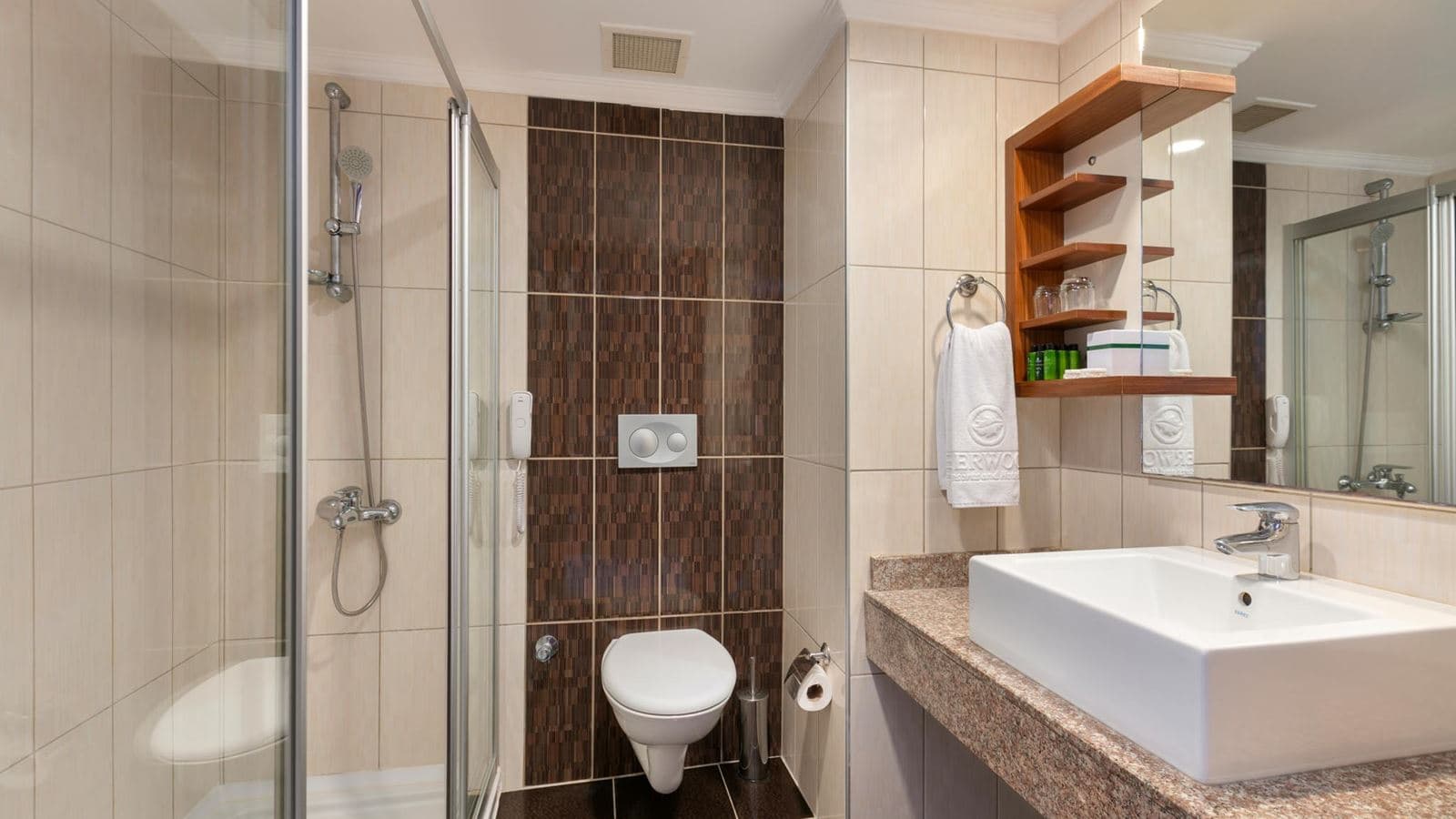 rooms-large-room