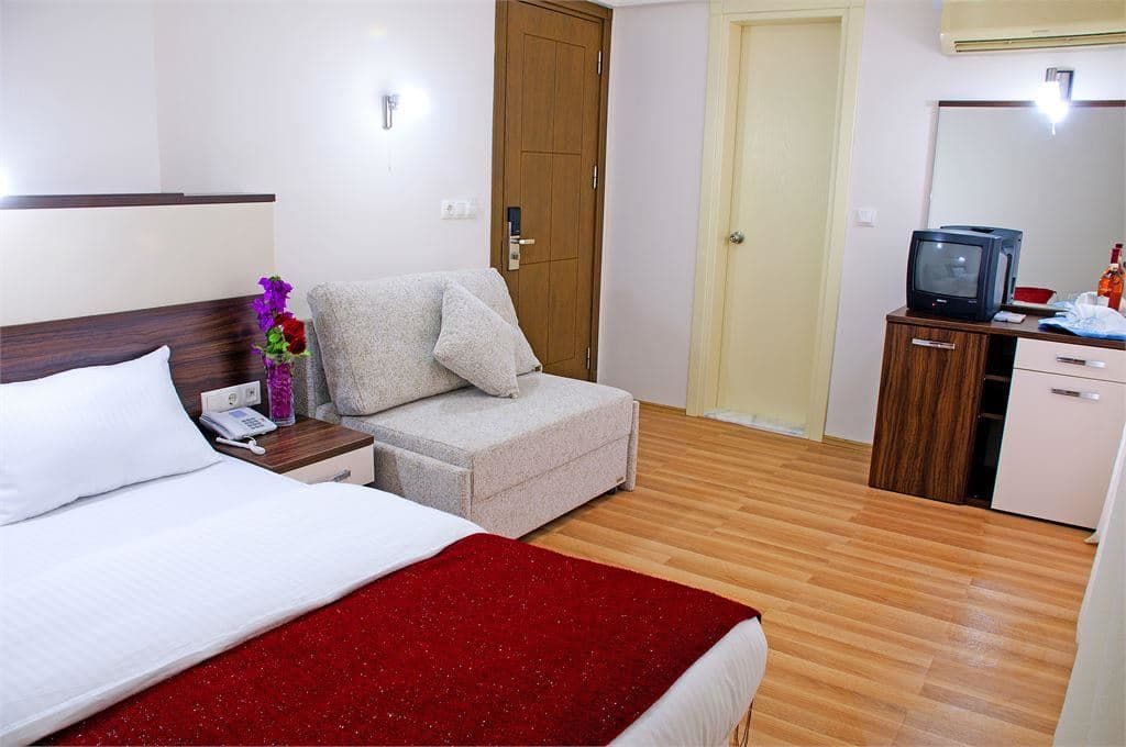 rooms-standard-room