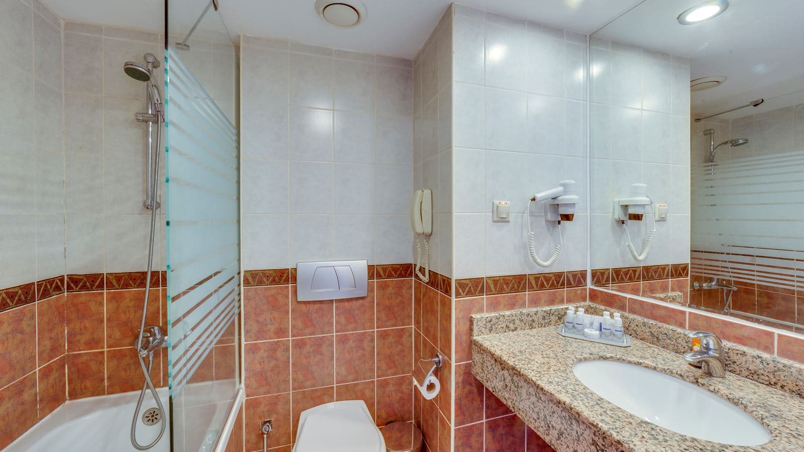 rooms-family-room