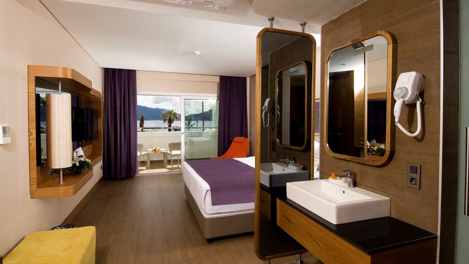 rooms-sea-view-room