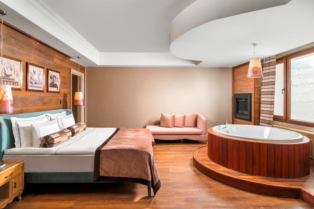 rooms-deluxe-suite