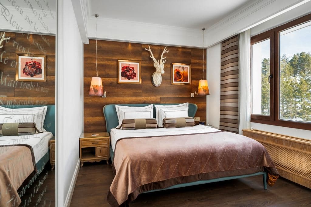 rooms-superior-room