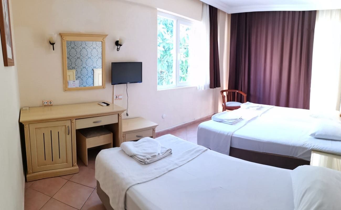 rooms-family-room