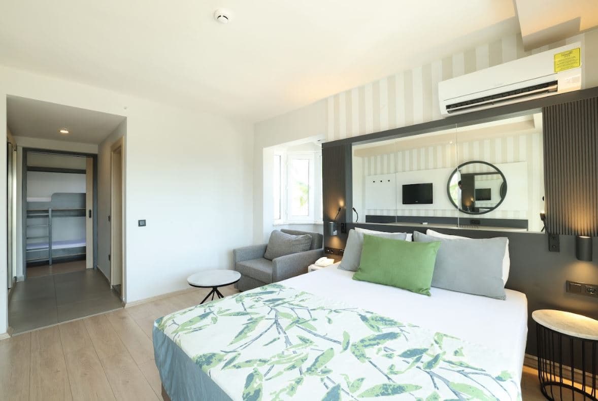 rooms-large-room