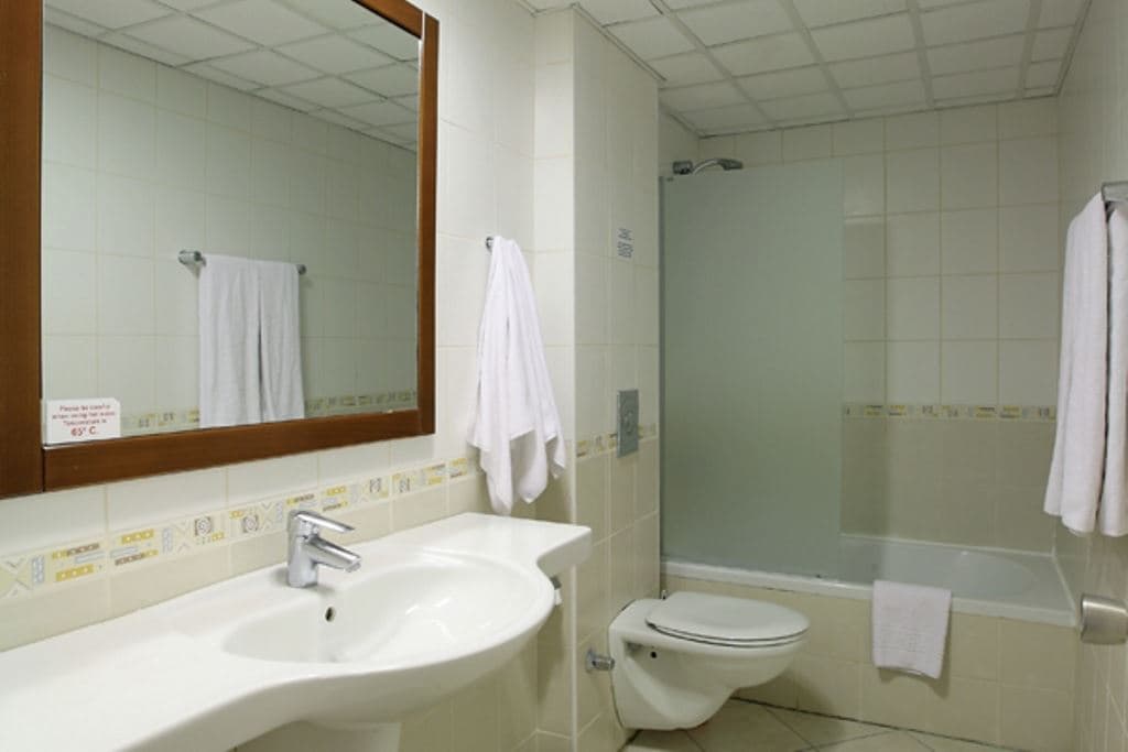 rooms-standard-room