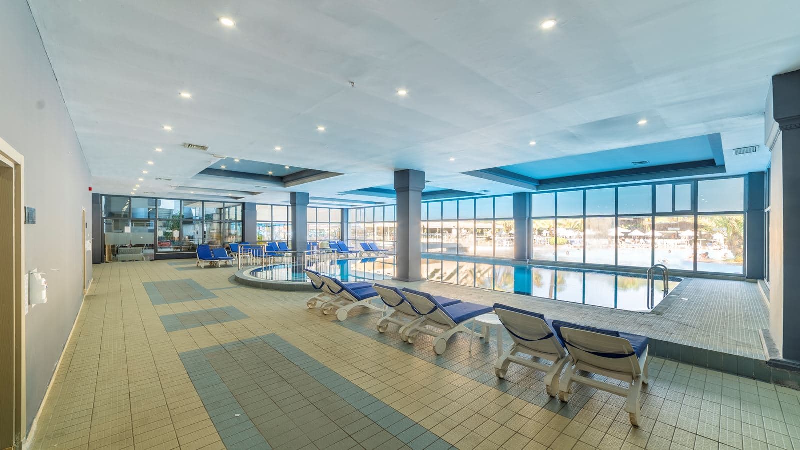 pools-indoor-pool