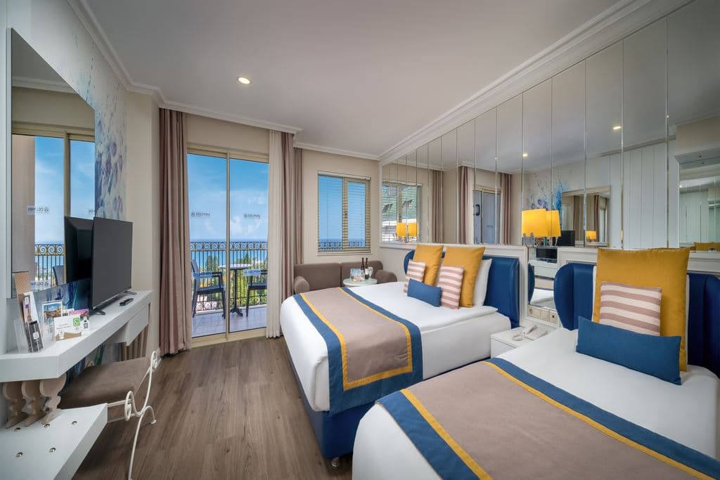 rooms-standart-room-sea-view-with-balcony