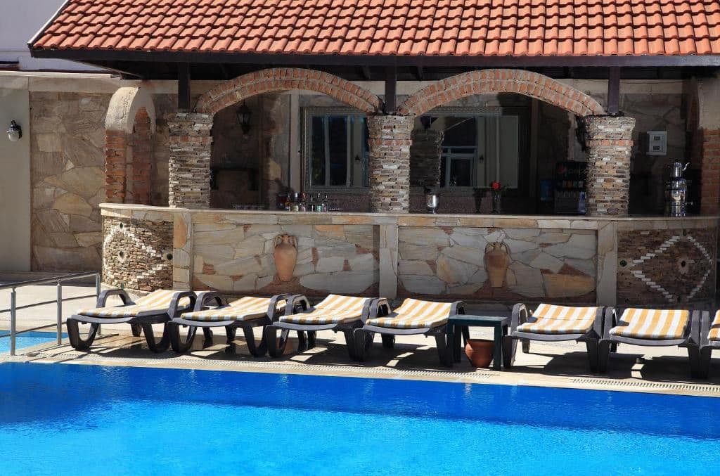 bars-pool-bar