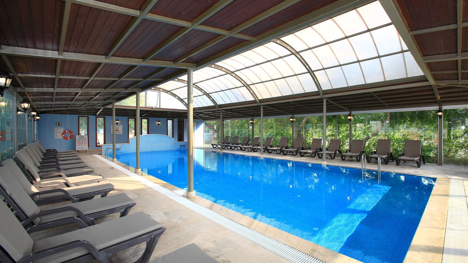 pools-indoor-pool