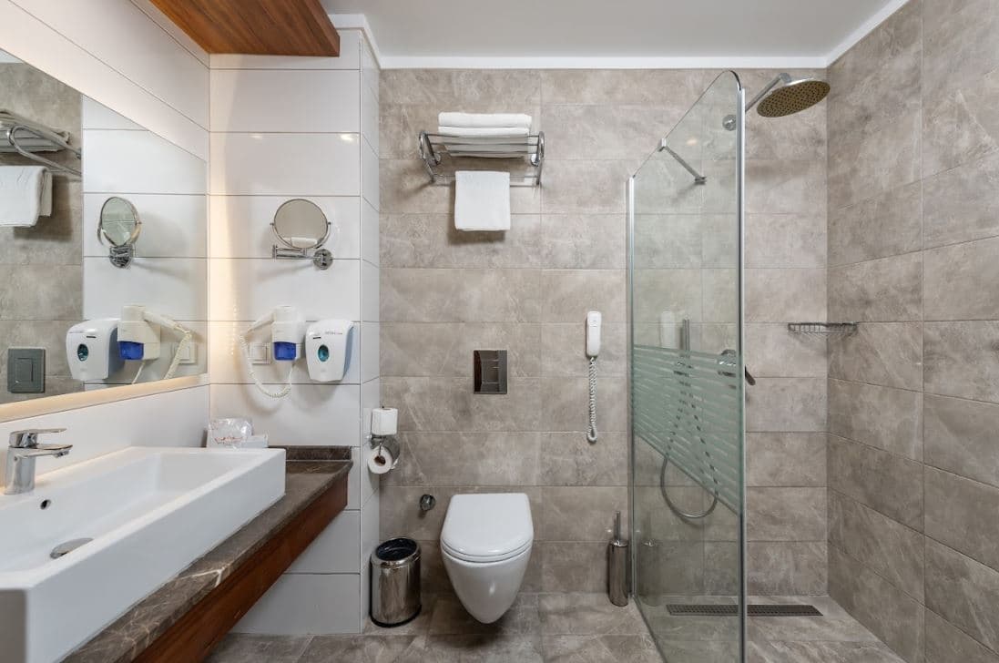 rooms-standard-room-land-view