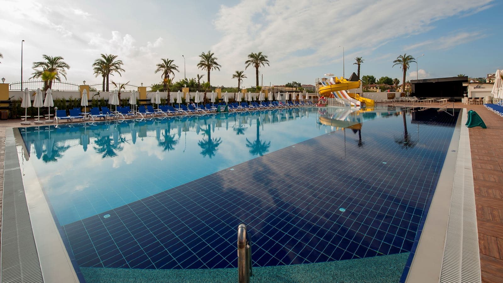pools-outdoor-pool