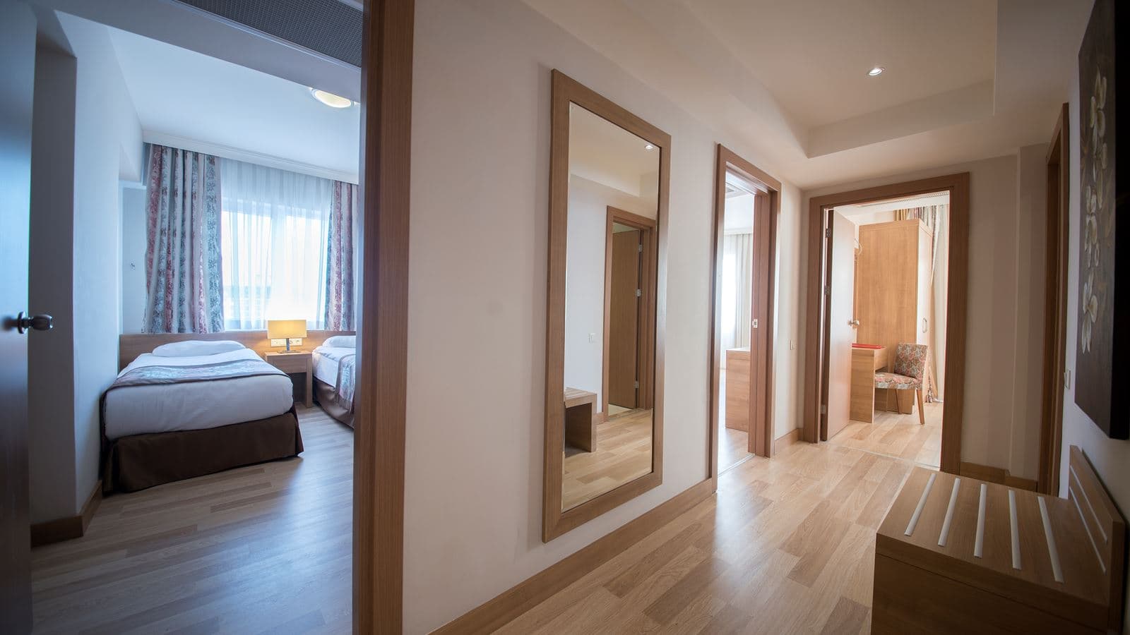 rooms-family-suite