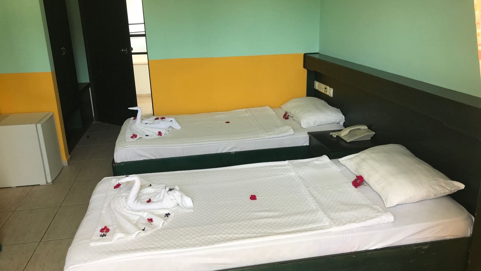 rooms-standard-room