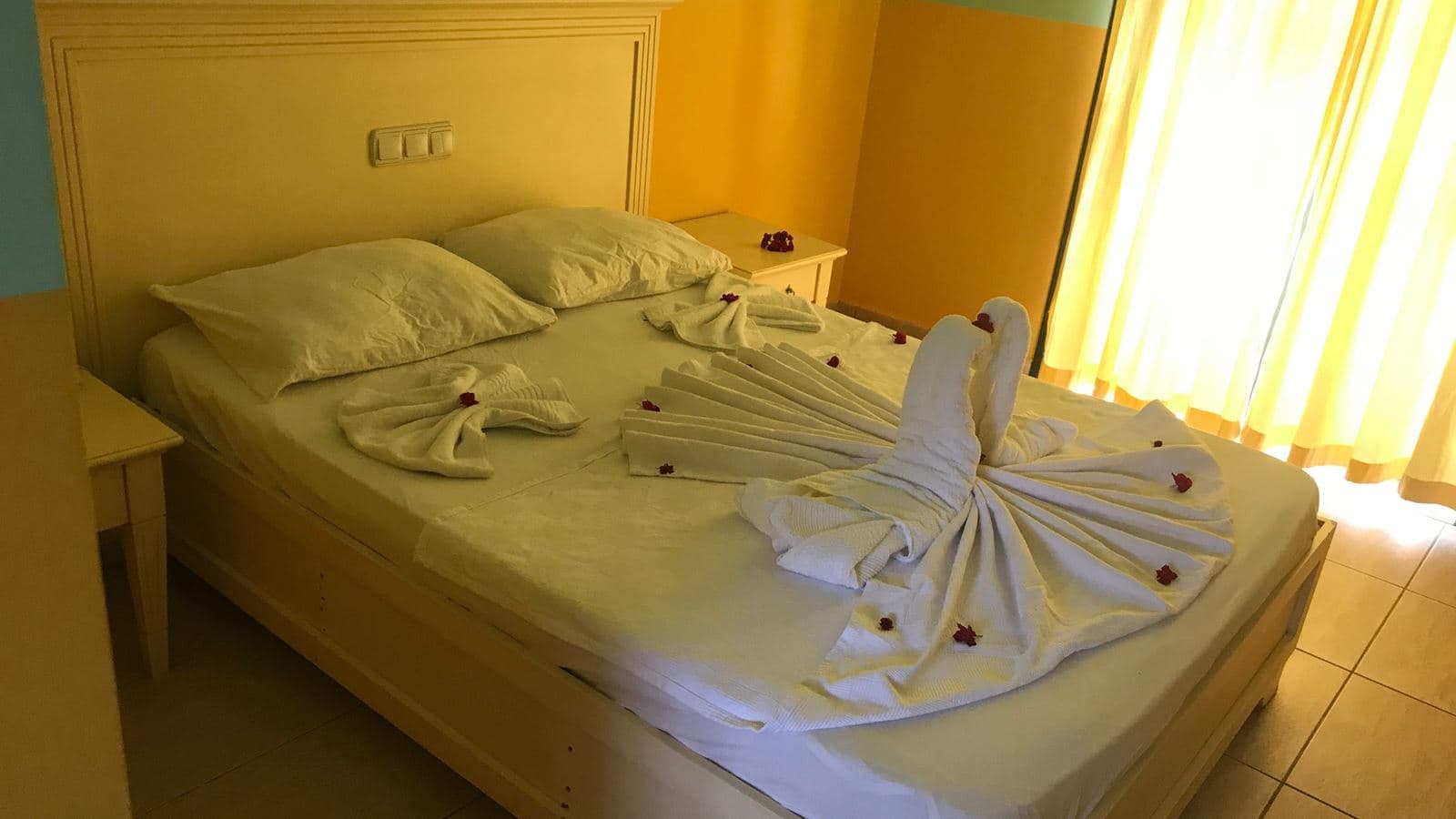 rooms-standard-room