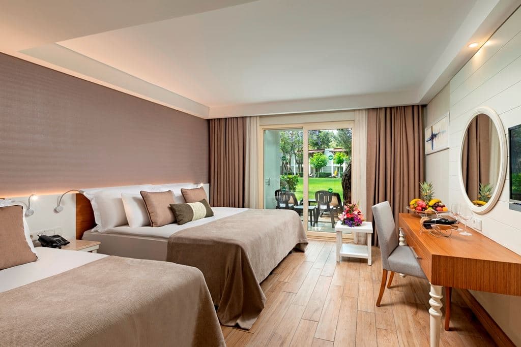 rooms-standard-room