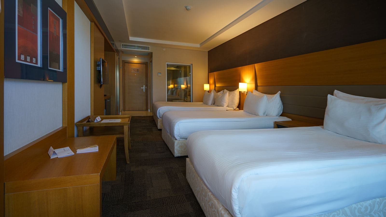 rooms-family-room