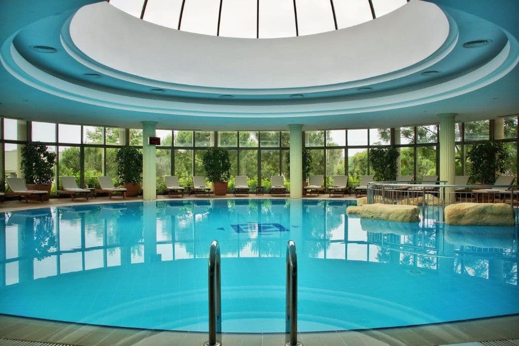pools-indoor-pool