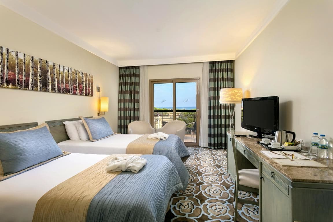rooms-main-building-standard-room-sea-view-single-use