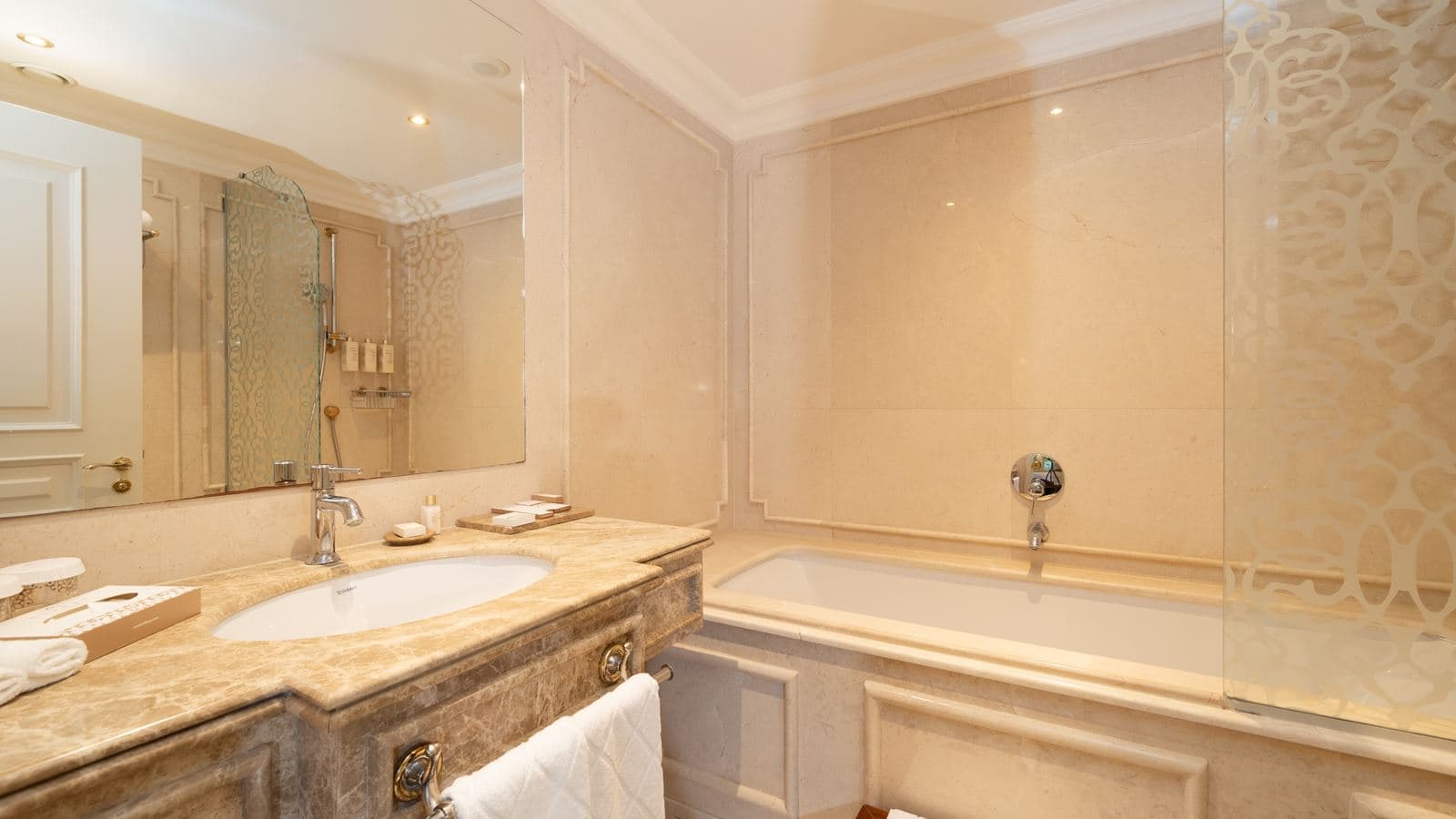 rooms-family-suite