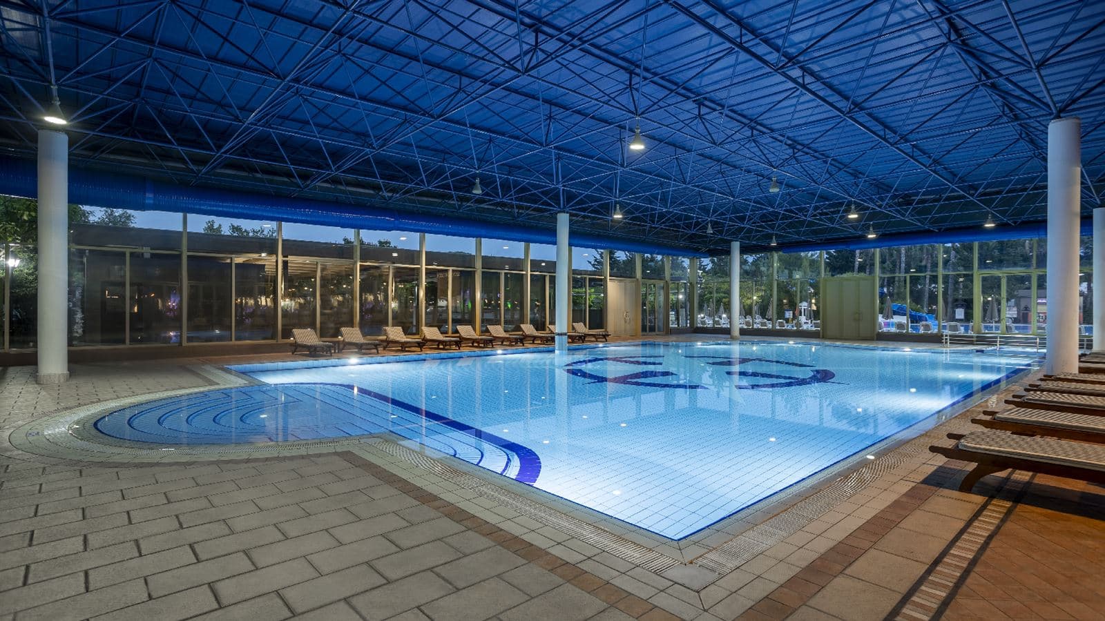 pools-indoor-pool