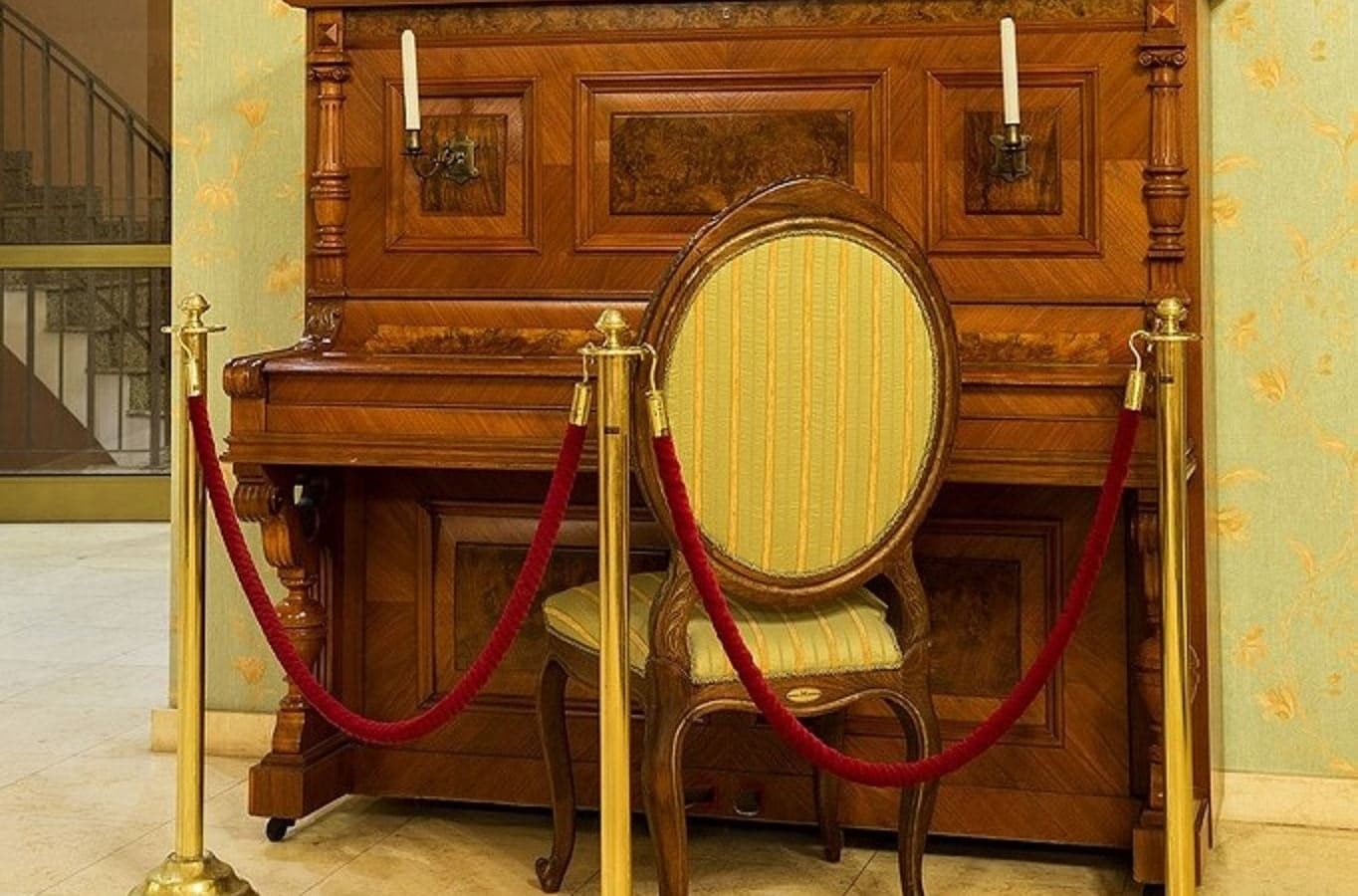 bars-lobby-bar