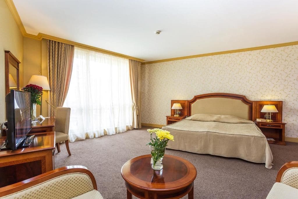 rooms-twin-standard-room-balcony
