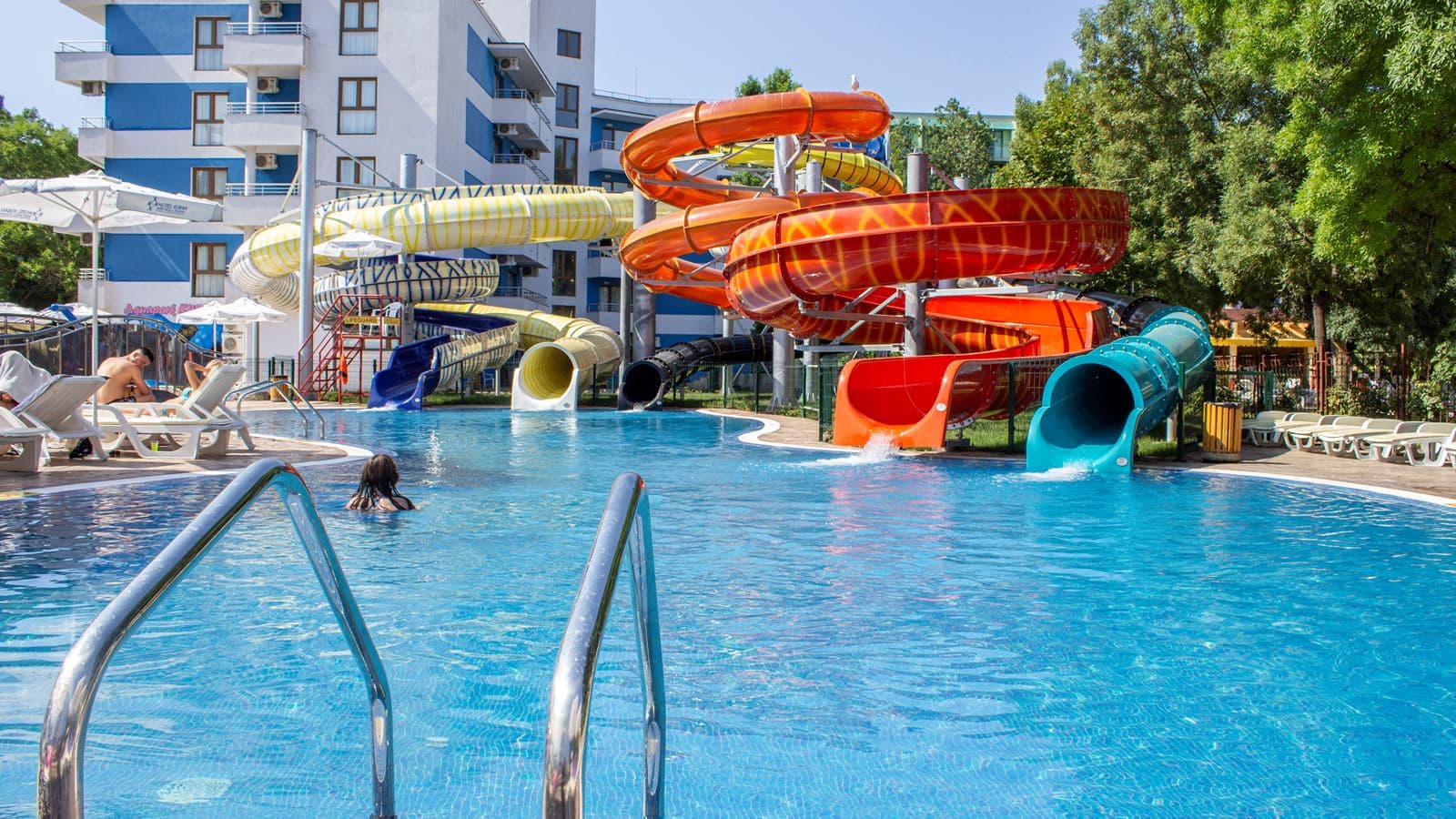 water-park-water-park