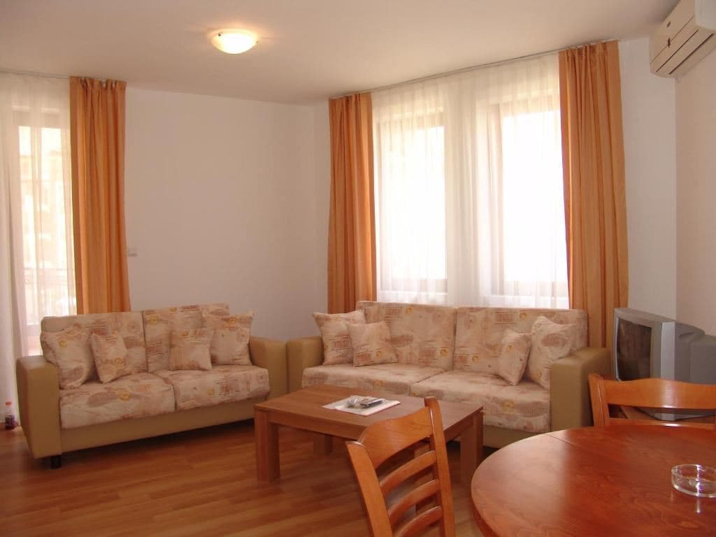 rooms-1-bedroom-standard-apartment-balcony-or-terrace