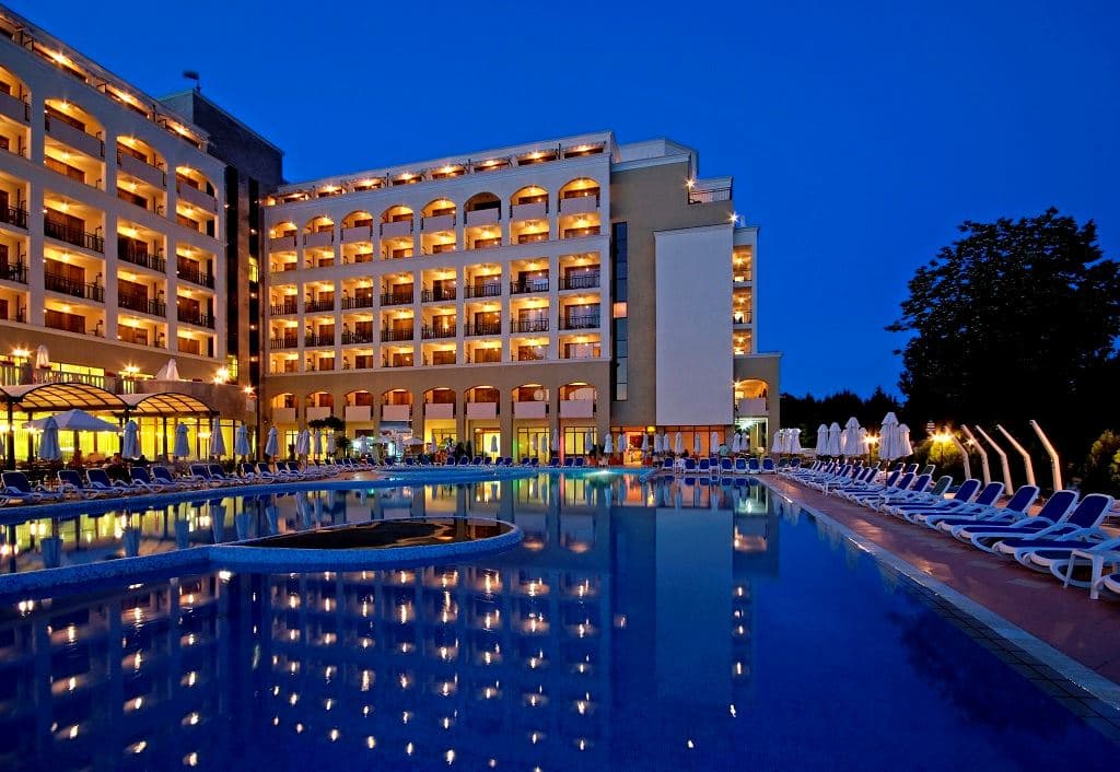 general-main-building