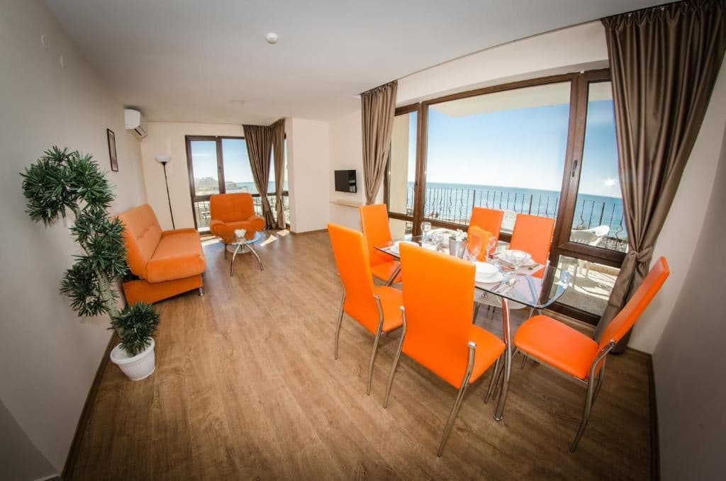 rooms-standard-apartment-balcony-or-terrace
