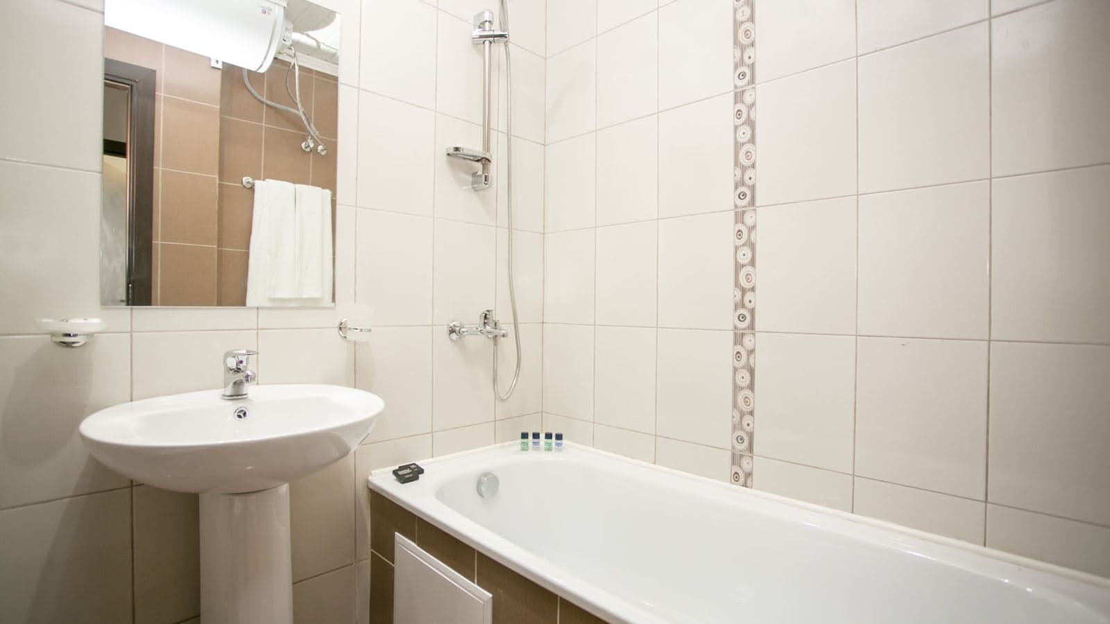 rooms-onebedroom-apartment
