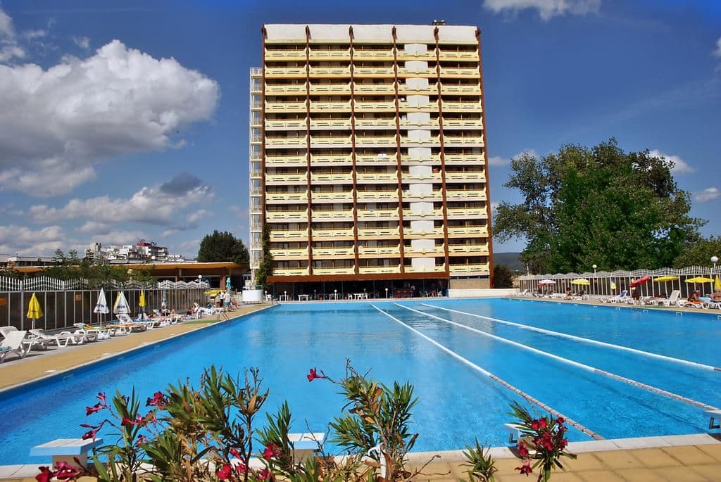 general-main-building